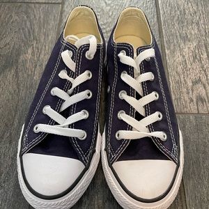 Kids converse shoes